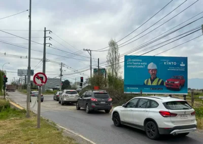 monumental soporte publicitario